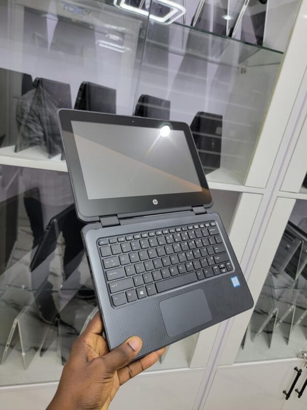 WhatsApp Image 2025-12-10 at 15.29.59 (1) HP Probook 11 x360 G2 EE