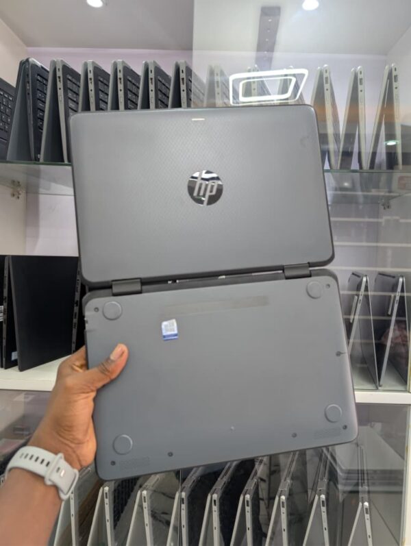 WhatsApp Image 2025-12-10 at 15.33.10 HP Probook 11 x360 G2 EE