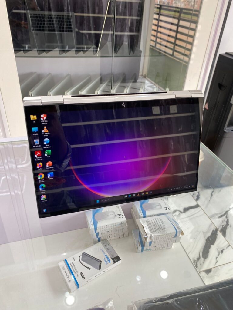 HP EliteBook x360 830 G8