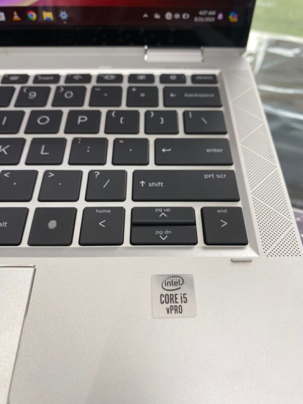 WhatsApp Image 2025-12-11 at 16.25.28 HP EliteBook x360 830 G8